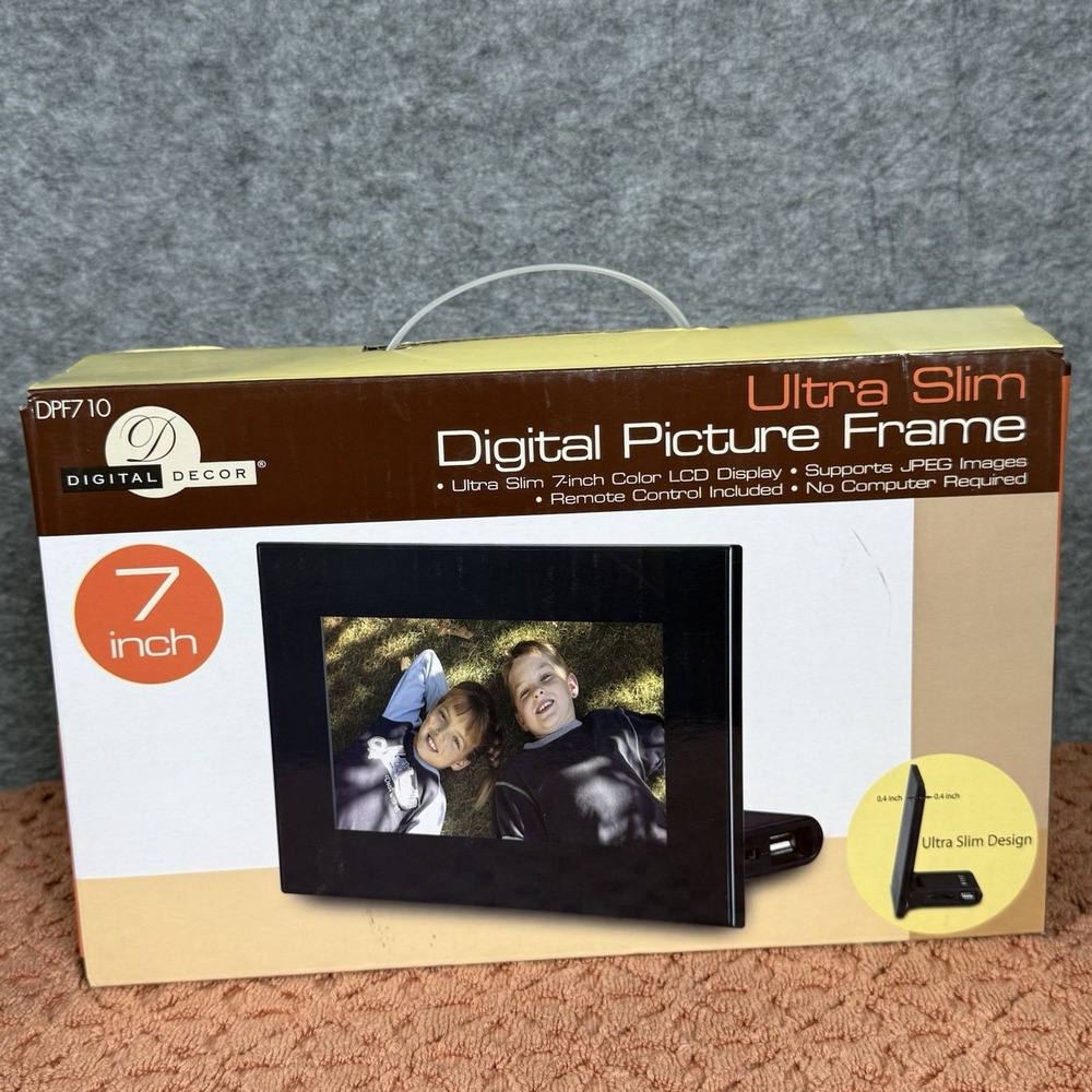 Digital Picture Frame Ultra Slim 7" Color LCD SD Card USB DPF710 Remote Control